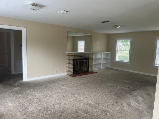 Photo - 3br 1 ba Farmhouse