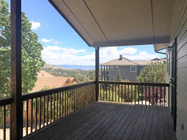 Photo - 1011 Sunrise Blvd House