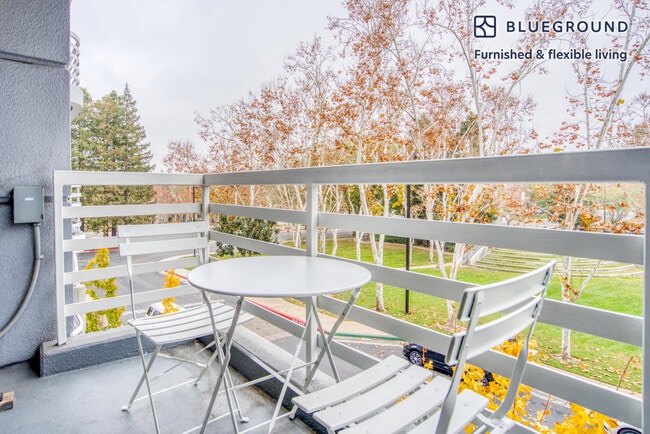 20350 Stevens Creek Blvd Unit SI FL2-ID725
