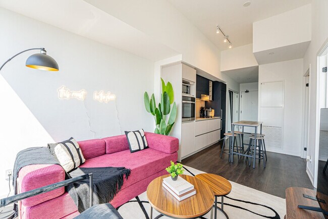 Photo - 319 Jarvis St Unit SI ID1532802P