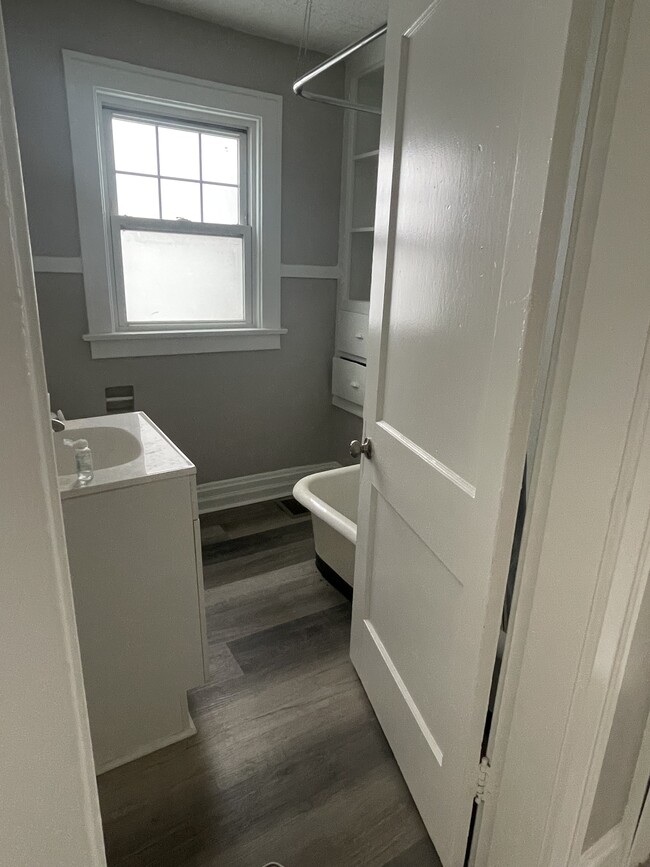 Photo - 1123-1125 S Ohio Ave