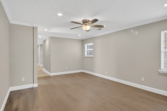 Photo - 4806 W University Blvd