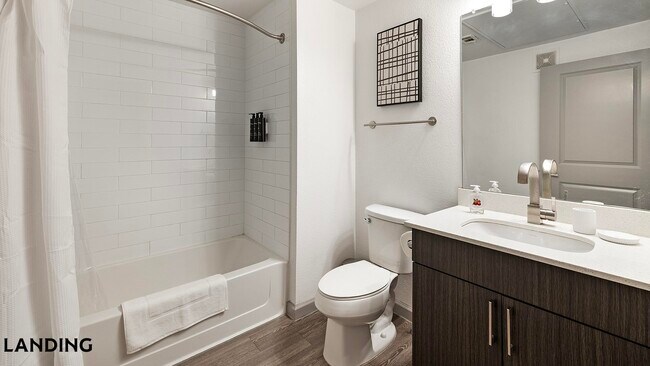 Photo - 1001 S Center St Unidad 1324