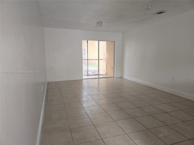 Photo - 8012 SW 21st Ct Unit 8012