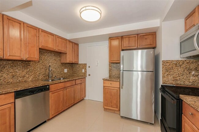 Photo - 3505 S Ocean Dr Unit 1411