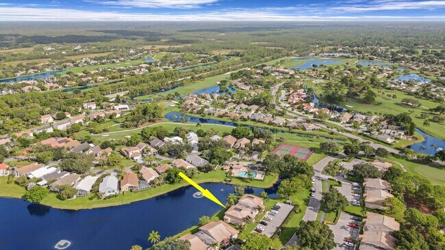 Photo - 12911 Briarlake Dr Unit 202