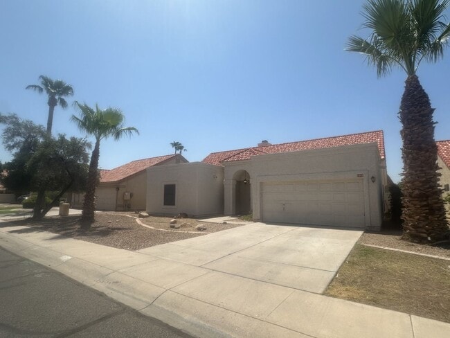 Photo - 1249 E Laurel Ave