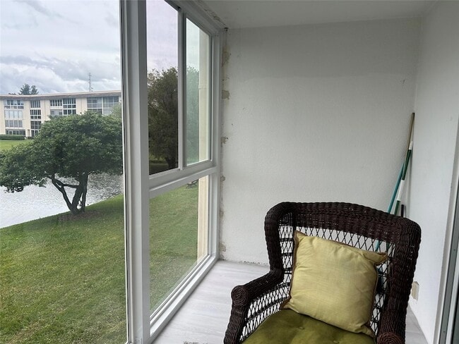 Photo - 1902 Bermuda Cir Unit G2