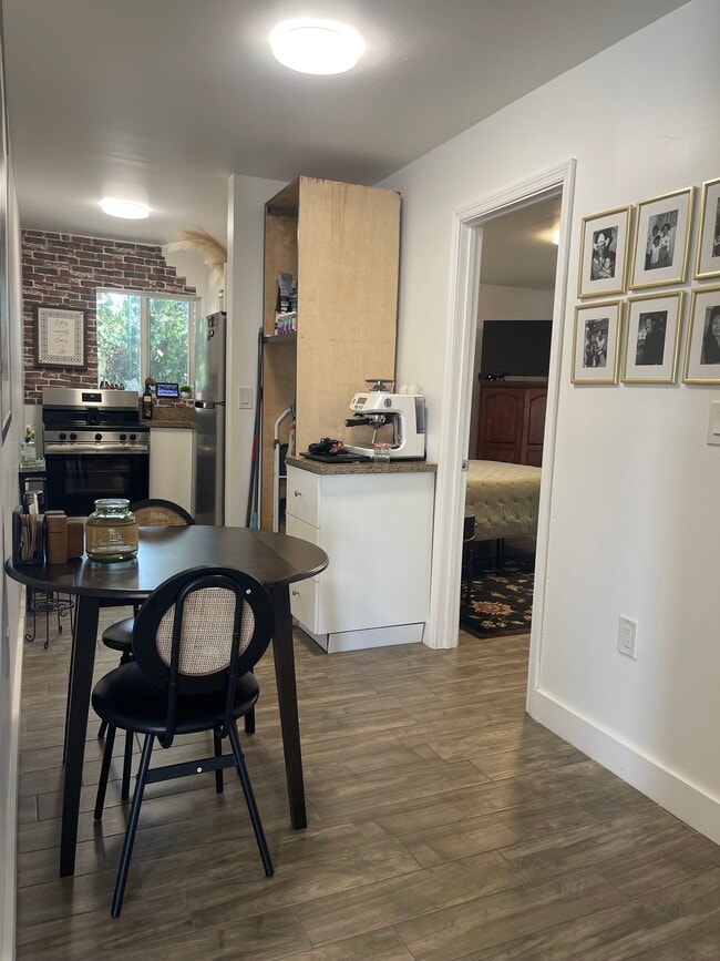 Photo - 512 NE 166th St