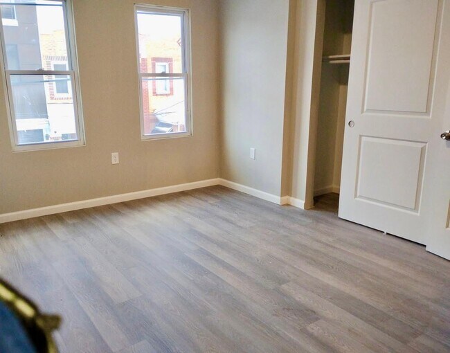 Photo - 1536 S Napa St