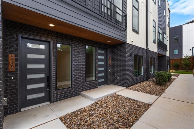 Photo - 2203 Hondo Ave