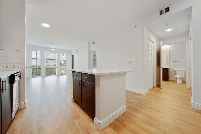 Photo - 10170 SW 7th St