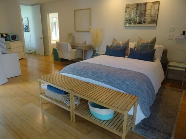 Photo - 930 Rambling Dr Cir