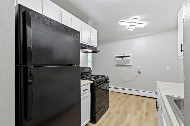 The Courts Apartment Homes