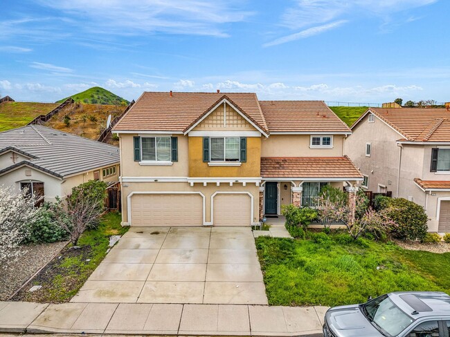 Photo - EXTRA LARGE HOME AND LOT... NESTLED IN THE ANTIOCH HILLS... 5 BEDS/3 BATHS/LARGE LIVING ROOM AND ...