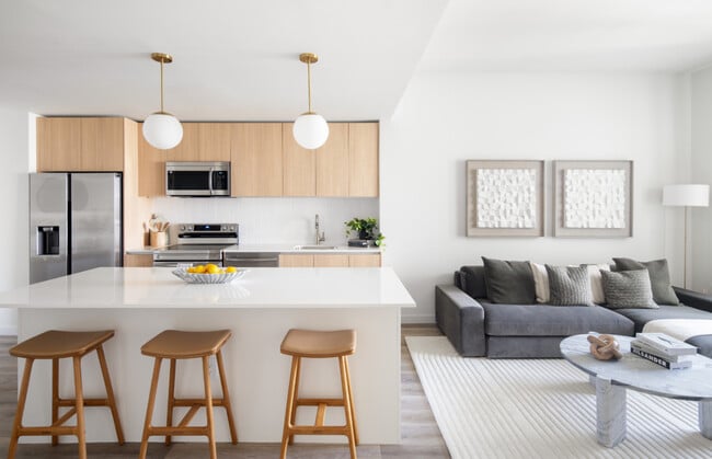 Building Photo - Wynwood Plaza Residences