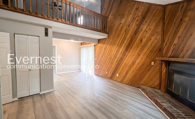 3380 Shadowlawn Dr