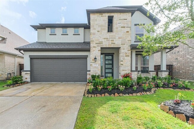 Building Photo - 10330 Aldrin Dr Rental