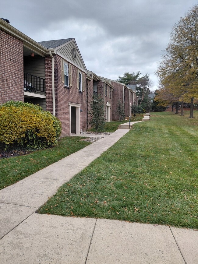 Building Photo - 93 Ramsgate Ct Unit Oxford of Blue Bell