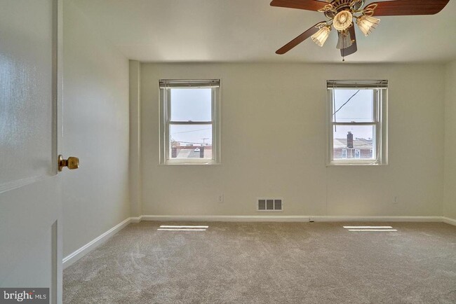 Photo - 7731 Wynbrook Rd