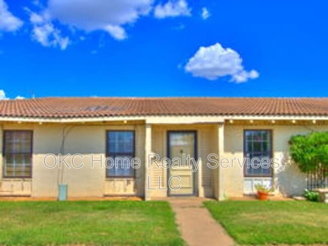 Photo - 7123 NW 16th St