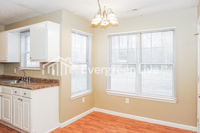 Photo - 369 Buffalo Creek Dr