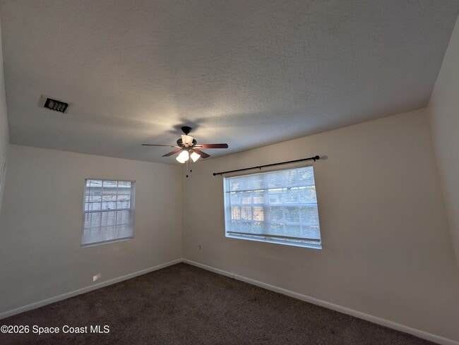 Photo - 198 Jackson St