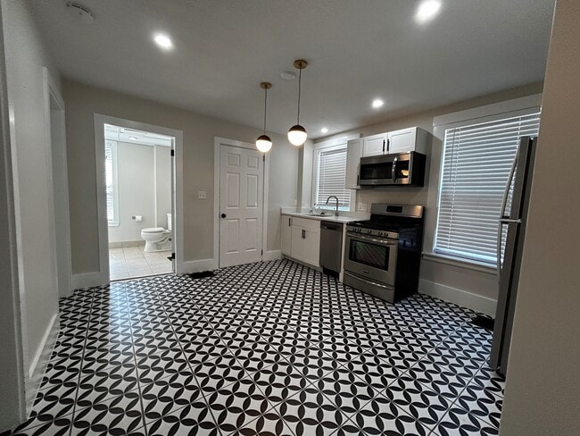 Photo - 55 Hale St Unit 55HaleStreet 1