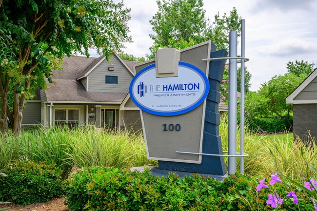 The Hamilton - The Hamilton Apartments