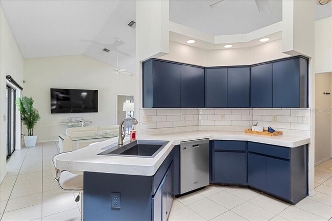 Photo - 211 Forest Wood Ct