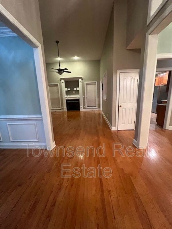 Photo - 305 W Summerchase Dr