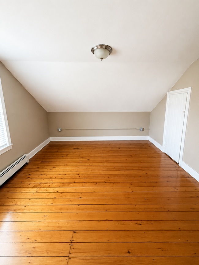 Photo - 406 Admiral St