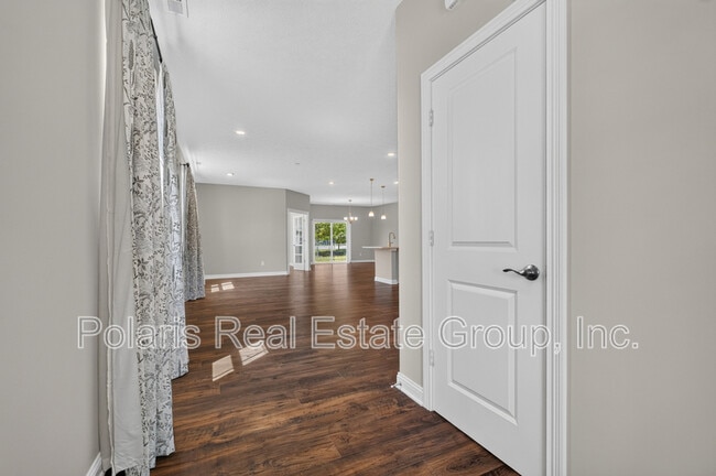 Photo - 9073 Lieven St