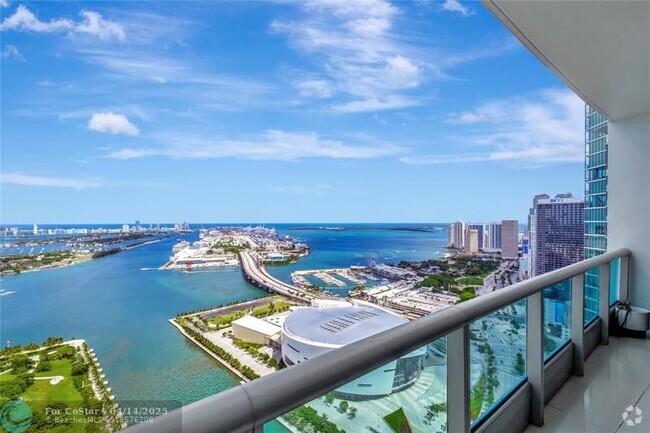 Building Photo - 900 Biscayne Blvd Unit 4907 Rental