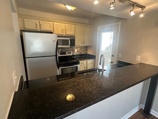 Photo - 2BD/2BA Condo located on the Germantown/Memphis Line!