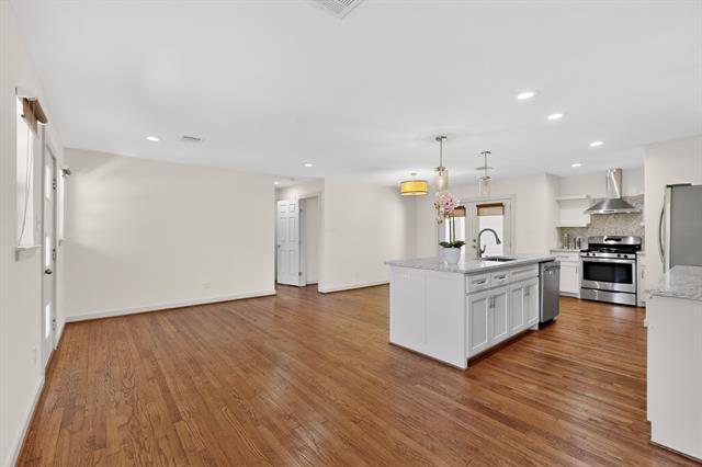 Photo - 10314 Baronne Cir