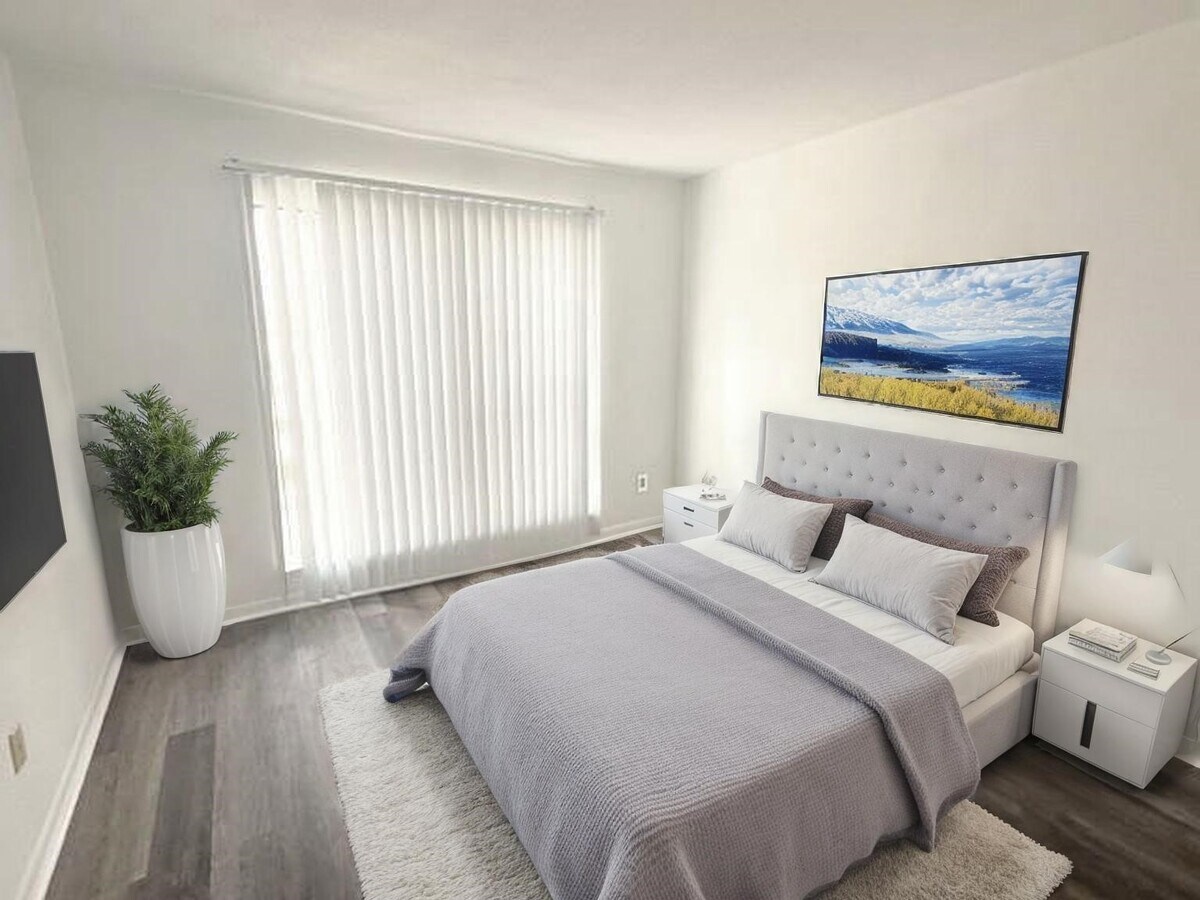 Photo - 2824 S Bartell Dr Unit 35