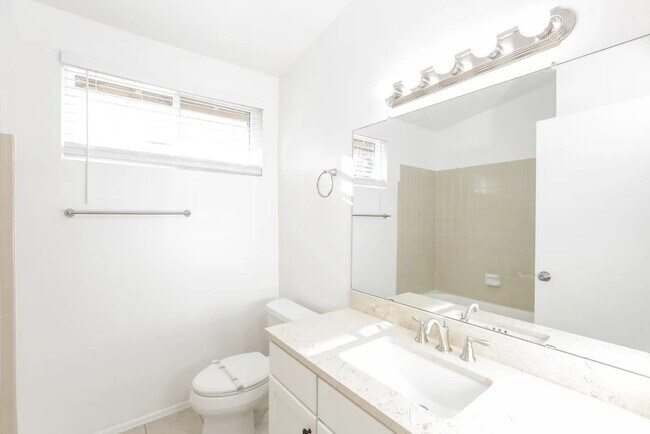 Photo - 2732 W Estrella Dr