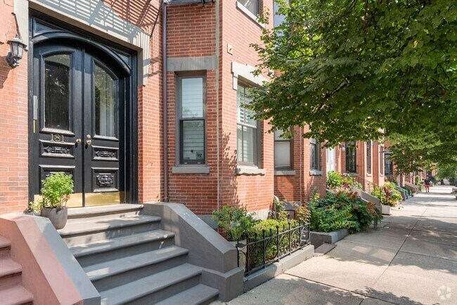 Building Photo - 181 Warren Ave Unit 2 Rental