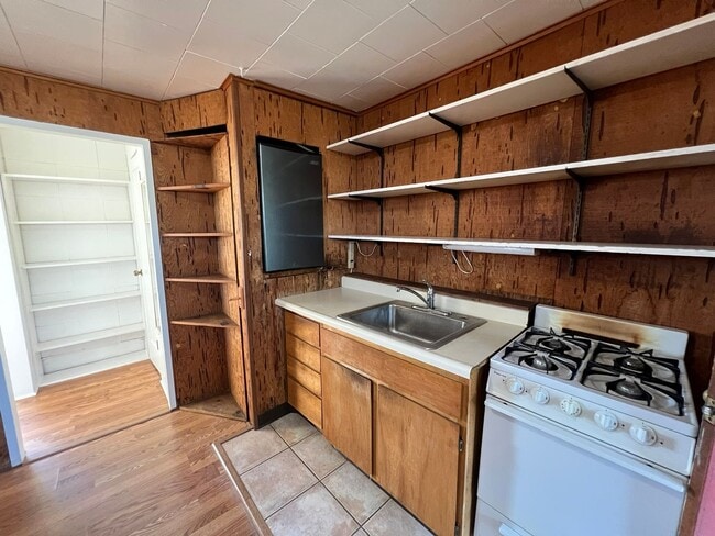 Photo - Unique One Bedroom Downstairs Apartment in Downtown Morro Bay - 218 1/2 Dunes-A