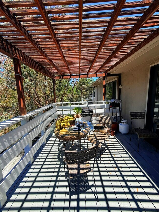 Photo - 3900 Turnley Ave