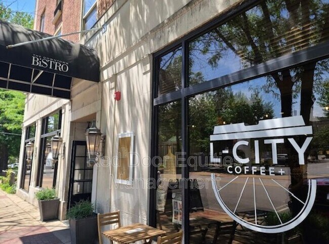 Photo - 123 N Broad St