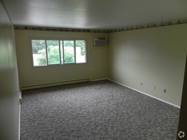 Building Photo - 125 Twin Oaks Dr Rental