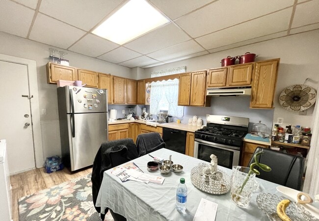 26-28 Harbor View St Unit 1