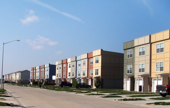 Building Photo - Rivertrail Rental