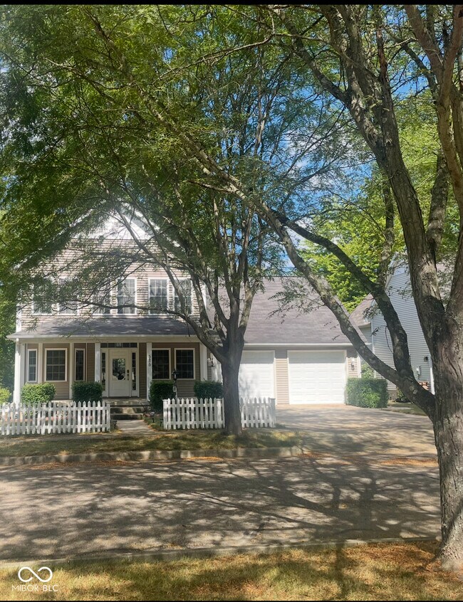 Photo - 5670 Honey Locust Dr