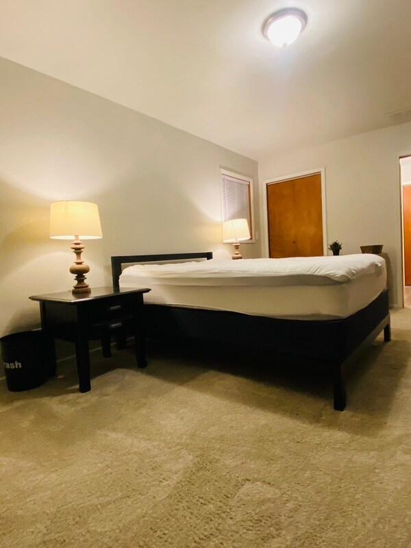 3420 SW 344th St Condo Unit 5 Condo for Rent in Federal Way, WA