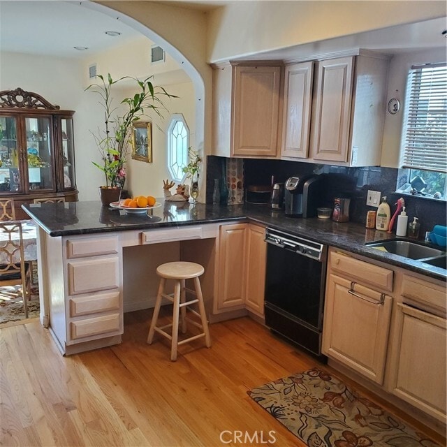 Photo - 12944 Woodbridge St