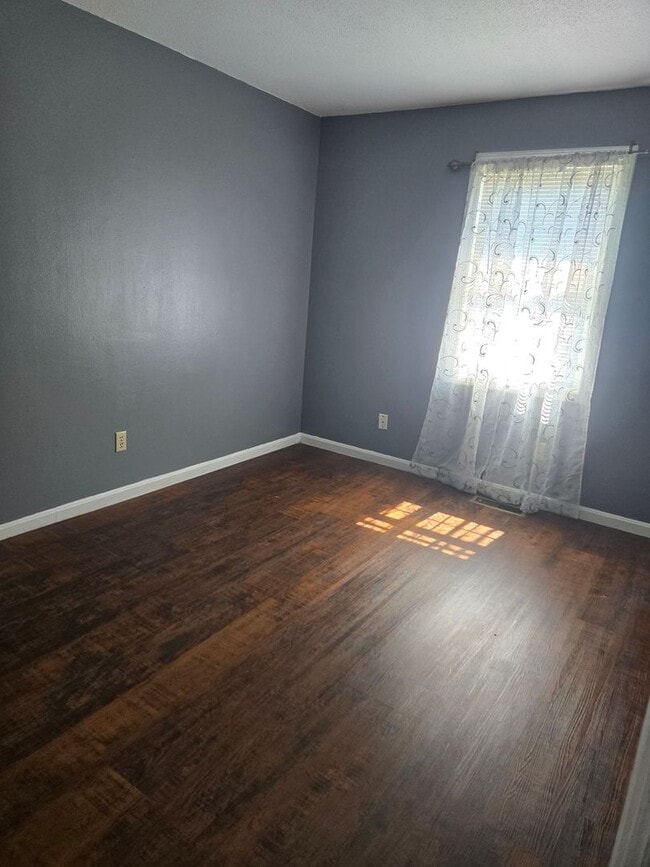 Photo - 1914 E 48th St Unit A