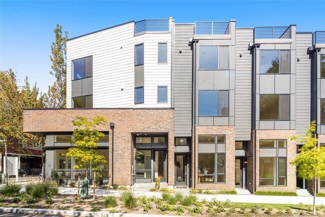 Photo - Brand new live/work unit in heart of Madrona.